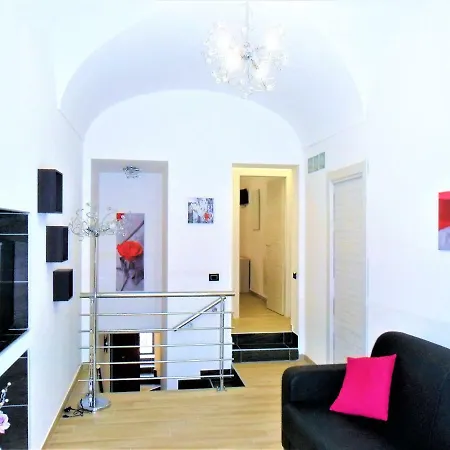 Casa Chiaramonte ריברה