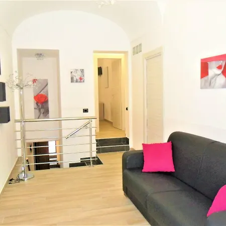 Casa Chiaramonte *